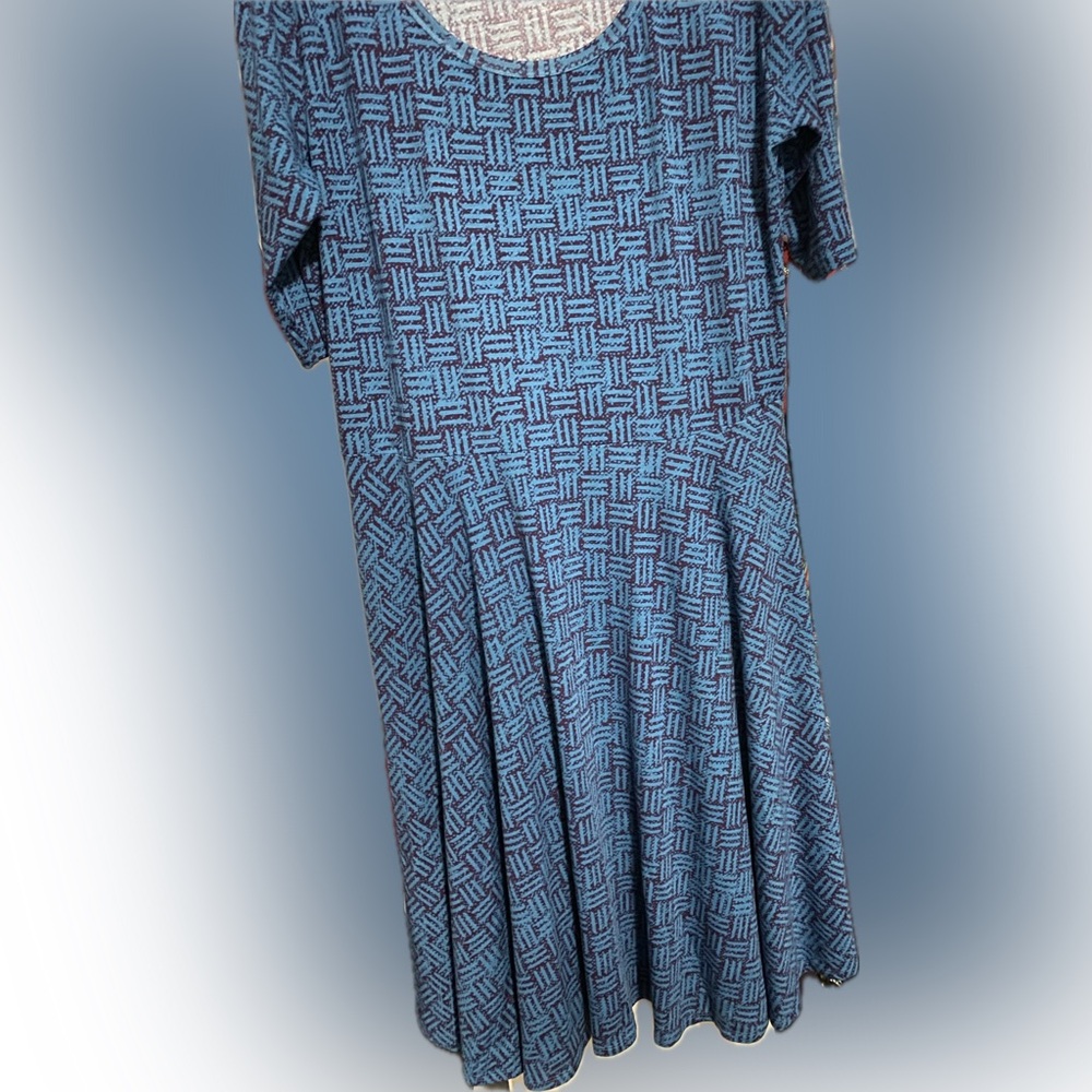 Lularoe Nicole blue/purple design